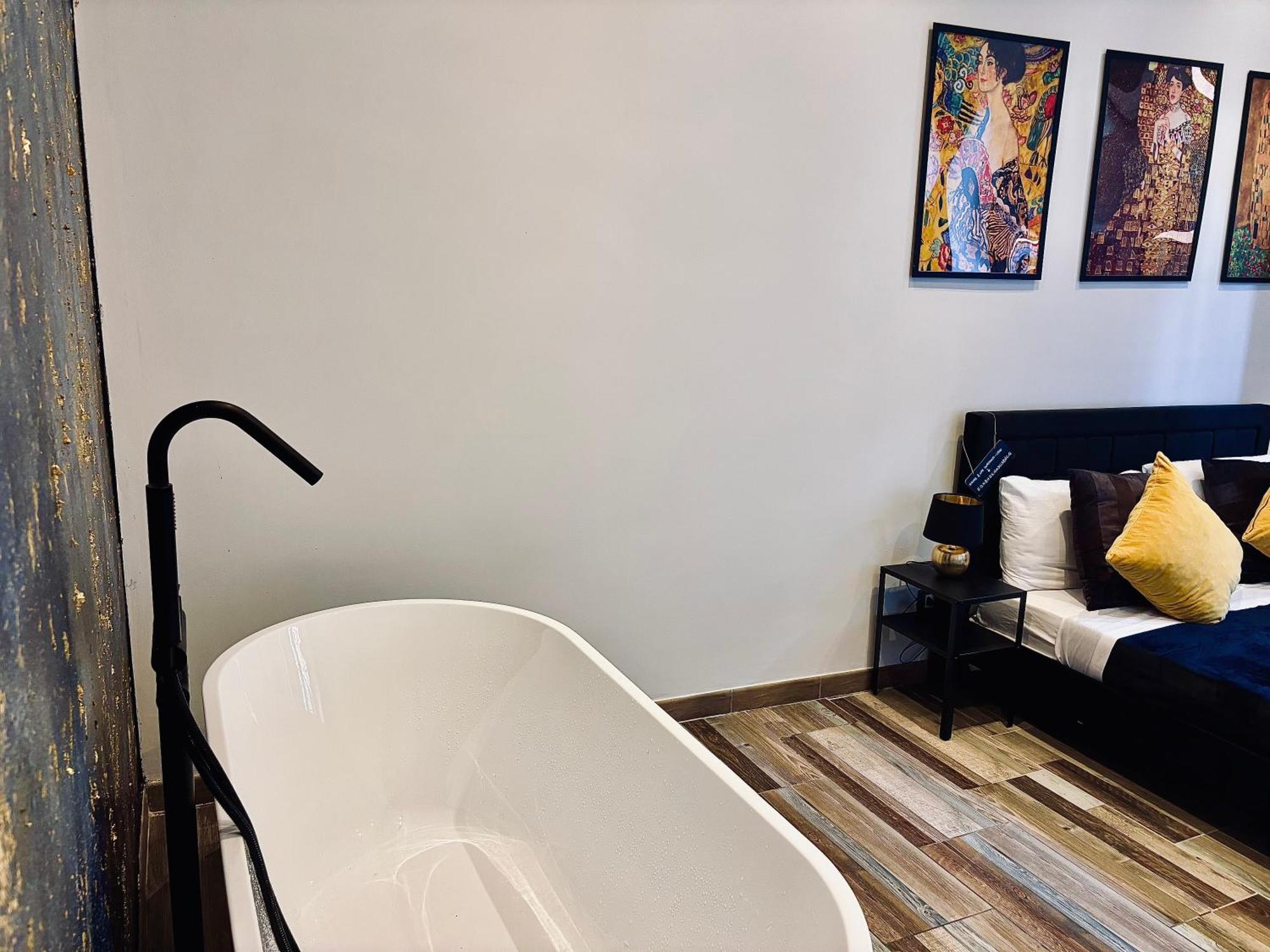 רומא Matriosca Suites מראה חיצוני תמונה